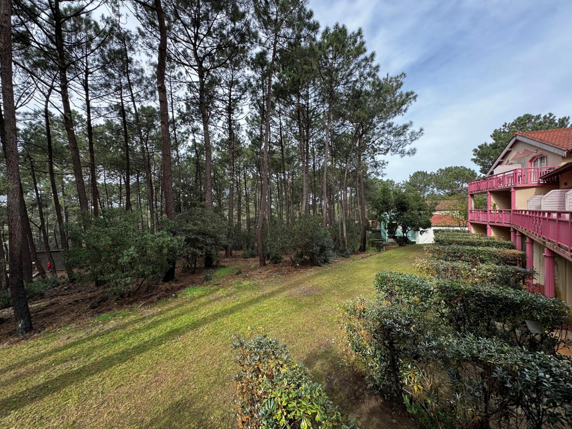Appartement T2 1Chambre 4-5 personnes - Lacanau piscine Chauffée - Vue sur le golf Appartement *